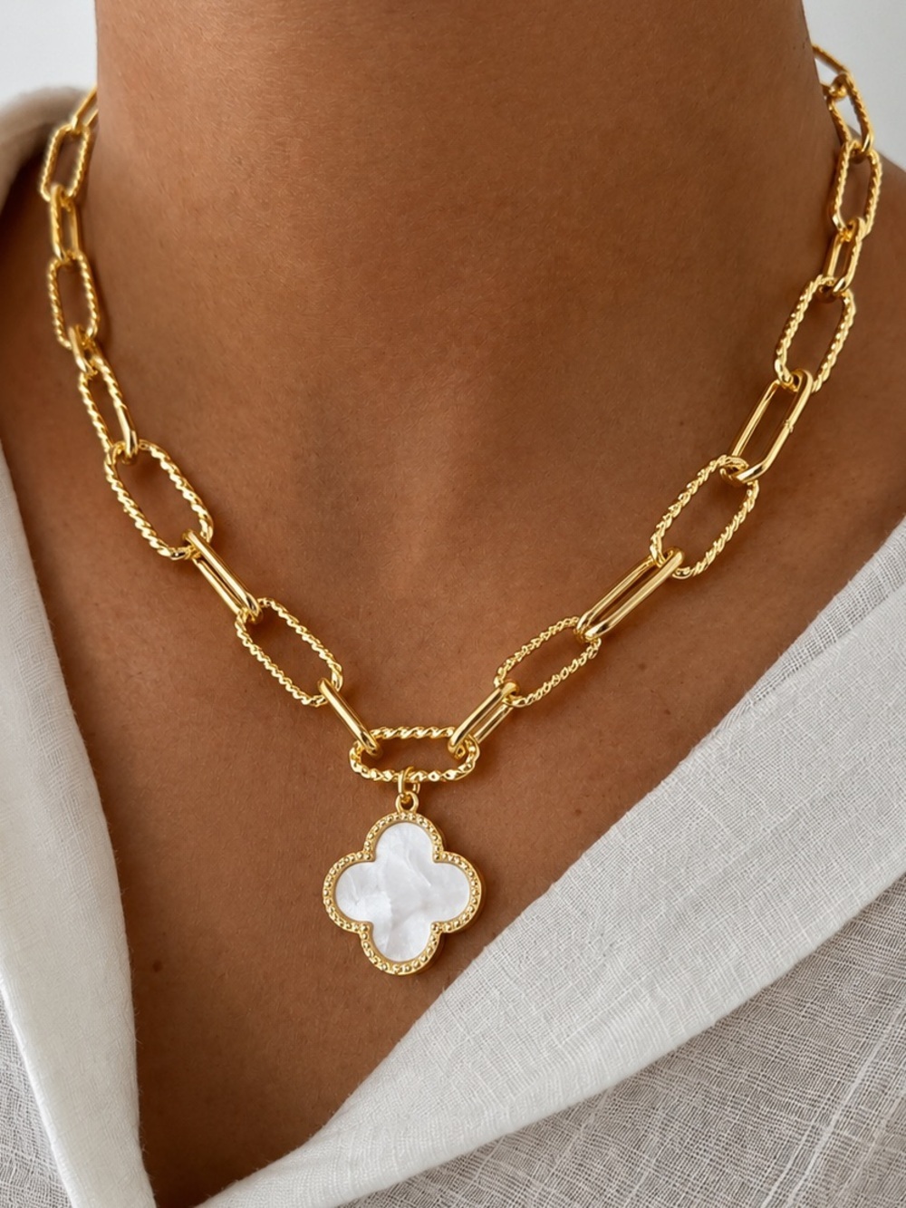 Gold Dipped White Clover Paperclip Necklace (8521)